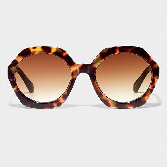 Tortoise Shell Women's Sunglasses - Picture 2 of 2